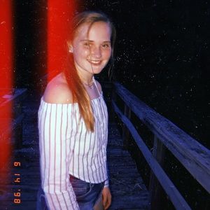 Meet your Posher, Carly